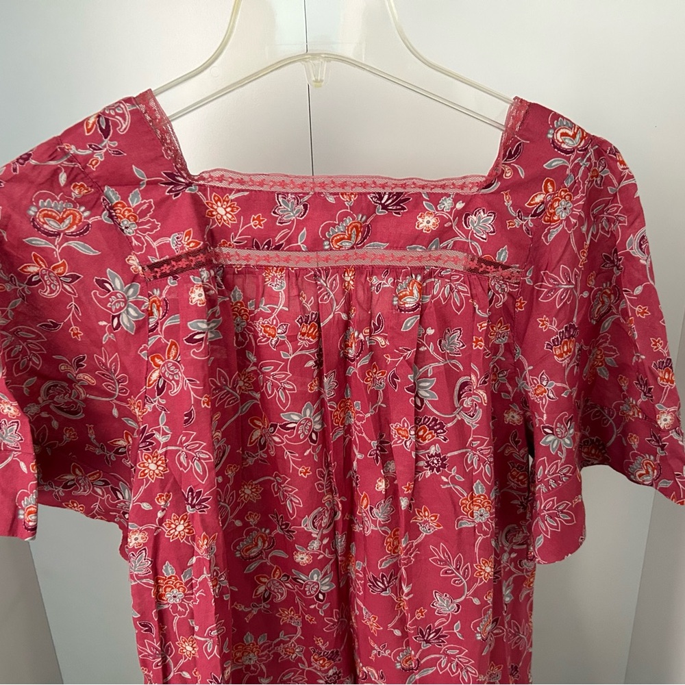beachlunchlounge Pink  Floral top - Picture 9 of 9
